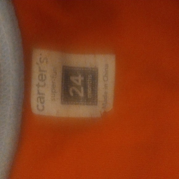 Carter's 24 Month one piece pajamas - Picture 2 of 11